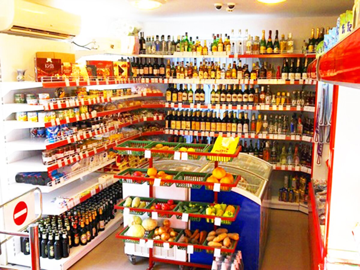 26super-market-u-kafe-alla-plyazh-priboj-v-koktebele-4